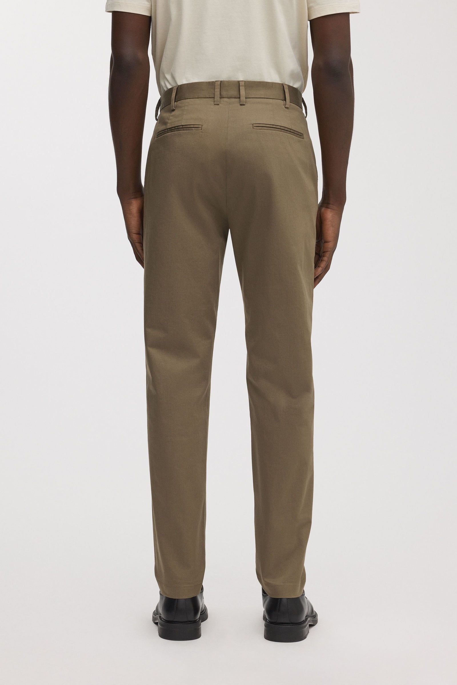Slim Chino