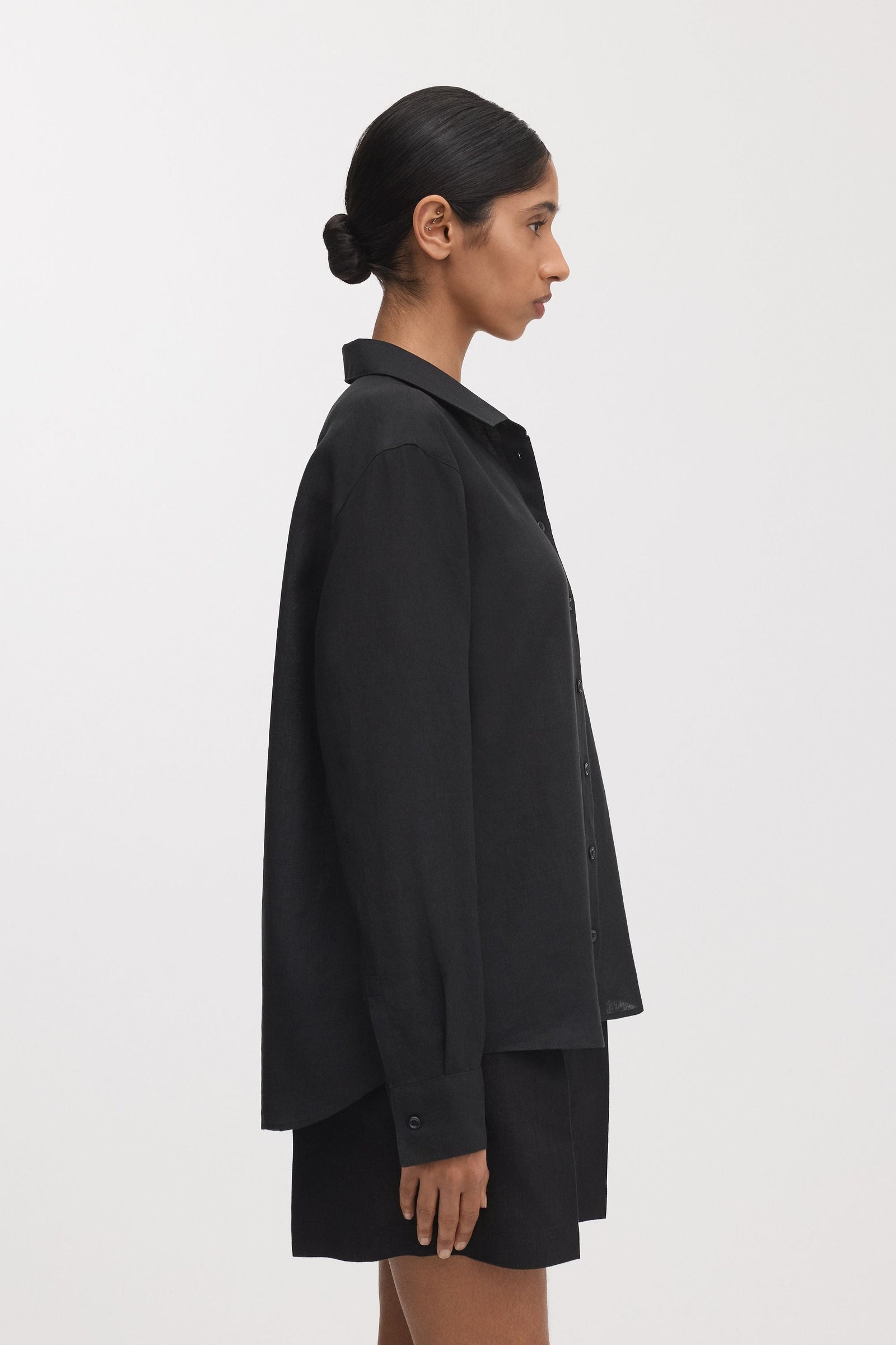 The Linen Shirt