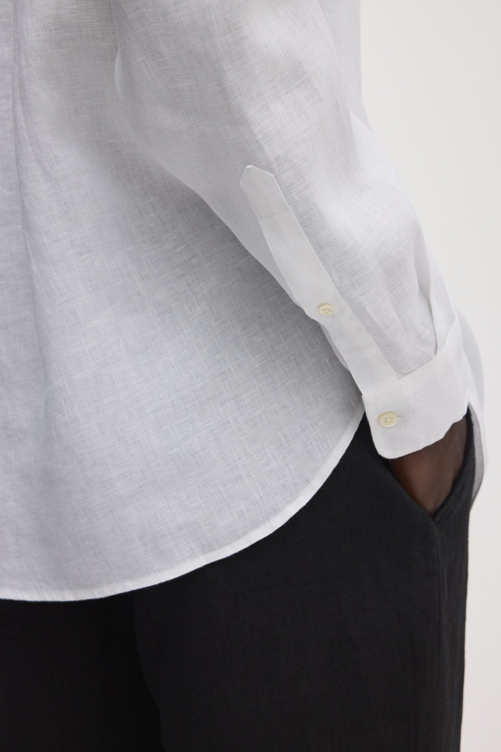 The Linen Shirt