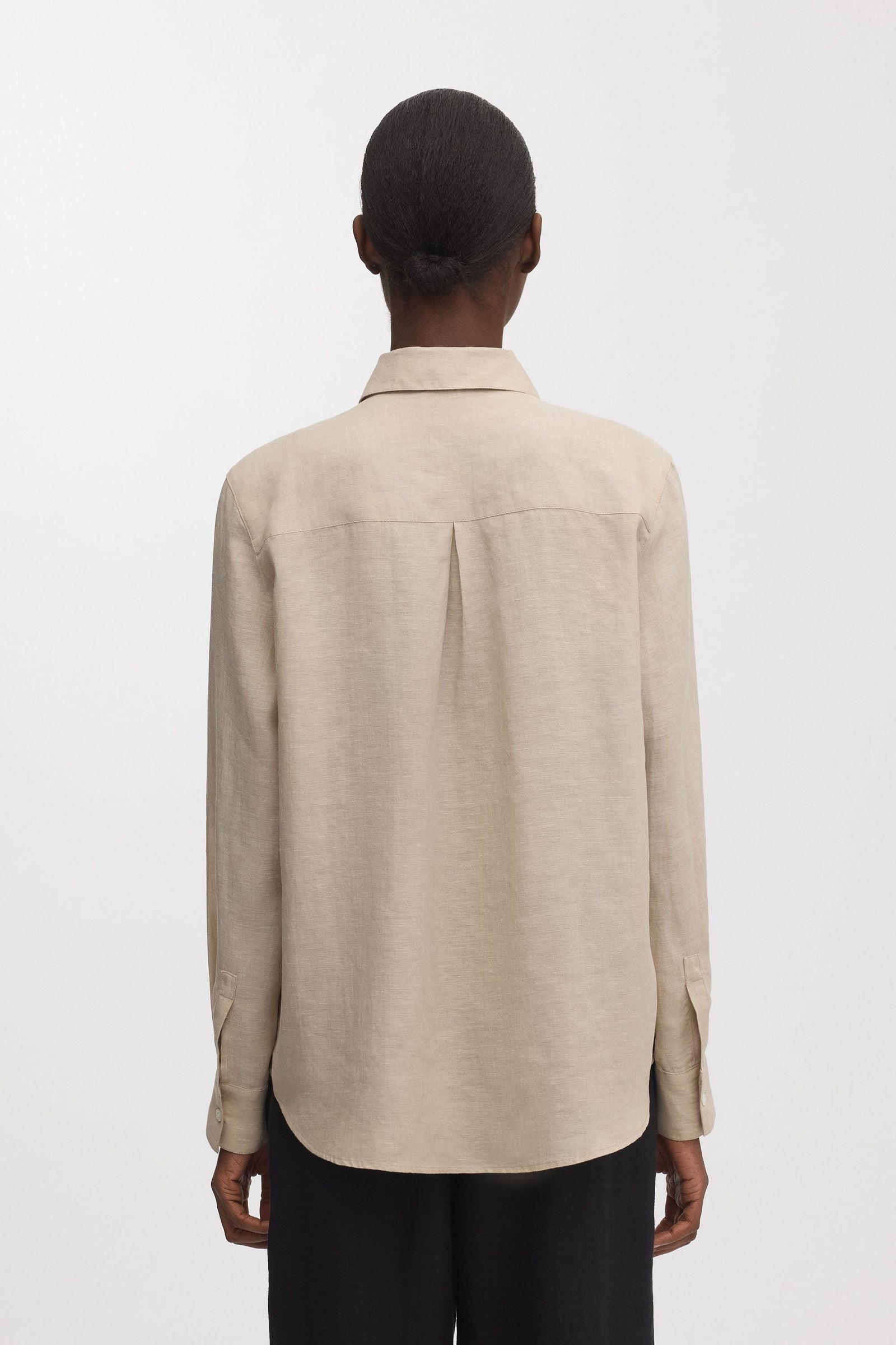 The Linen Shirt