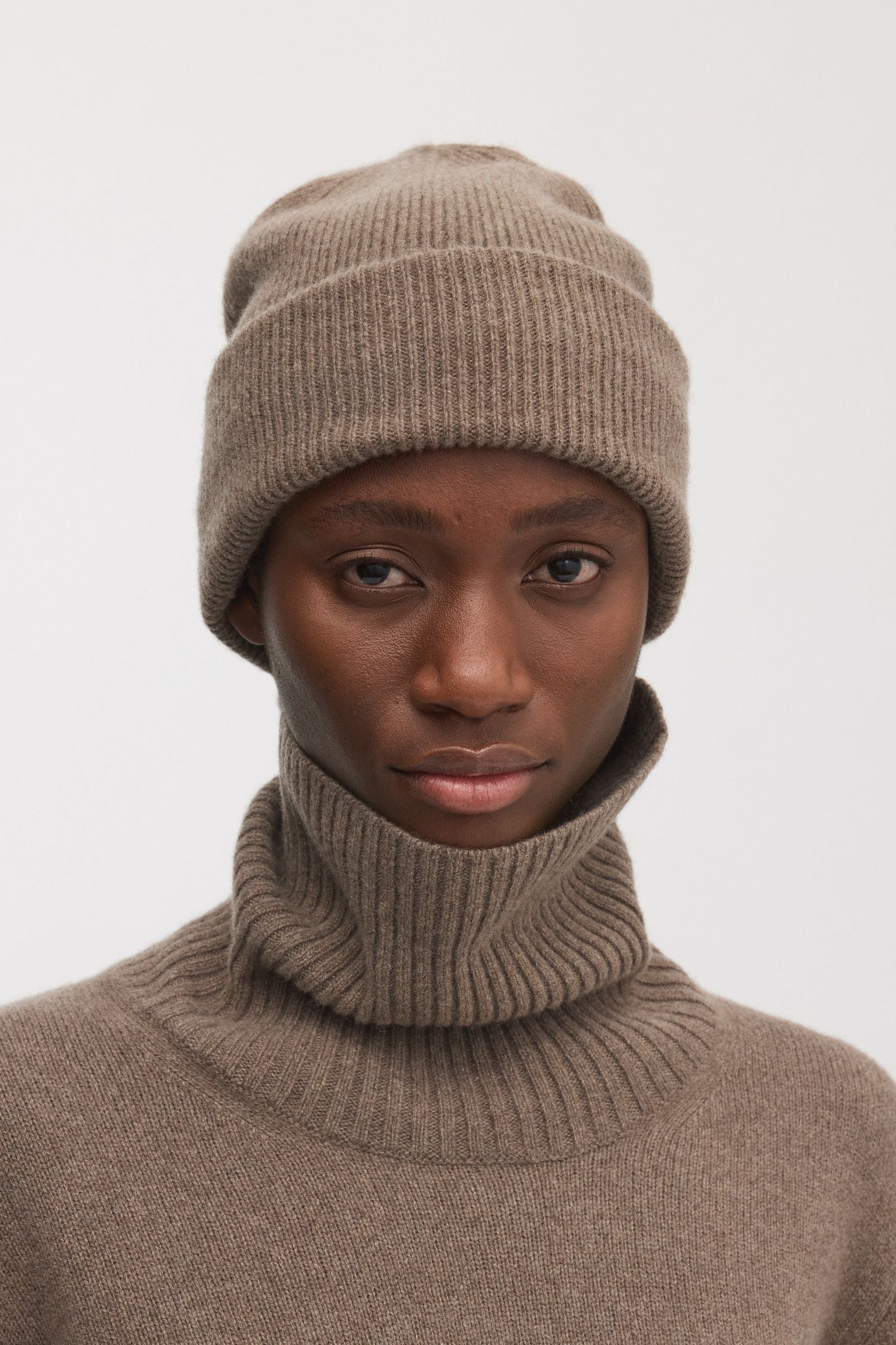 The Cashmere Beanie