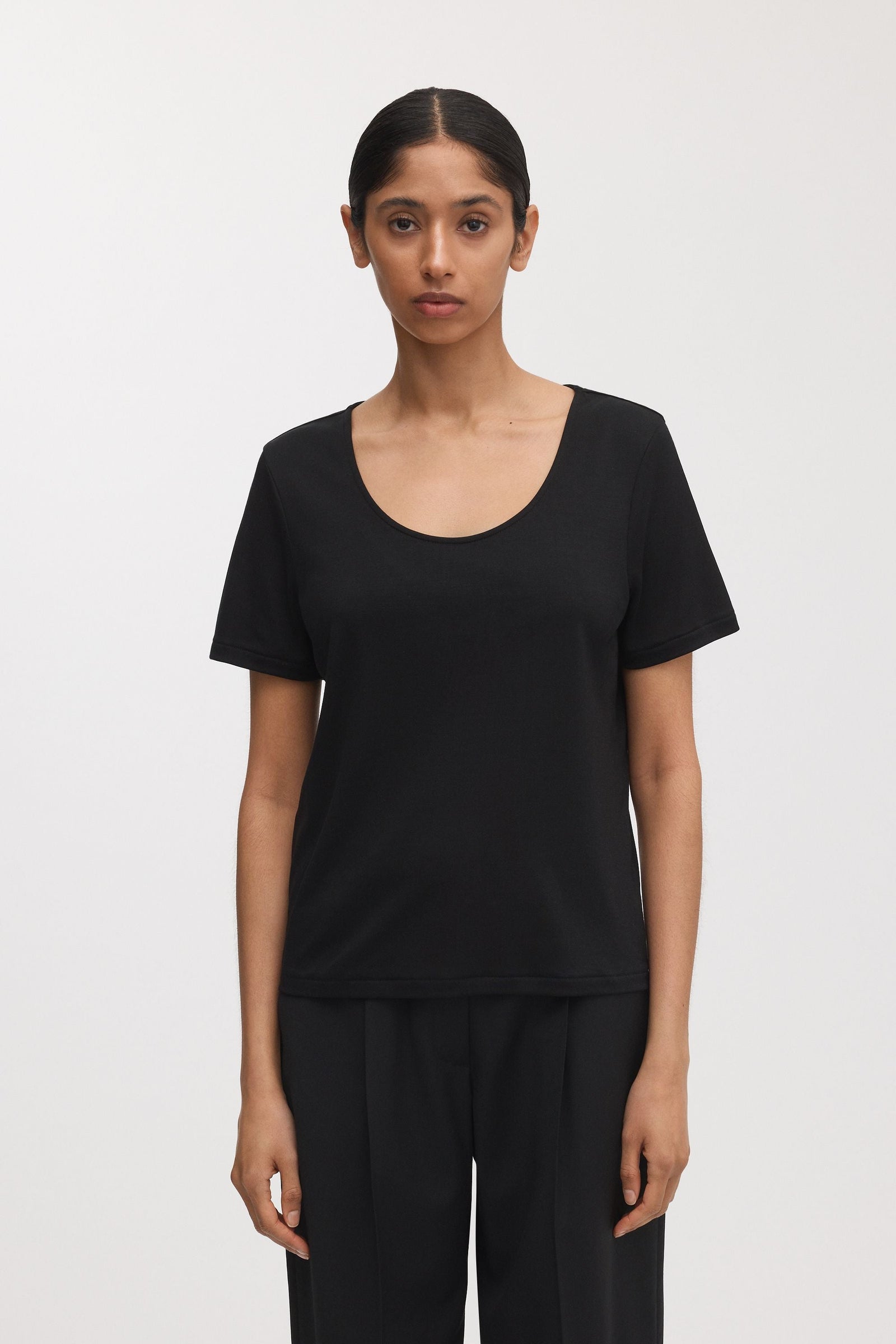 The Scoop Neck Top