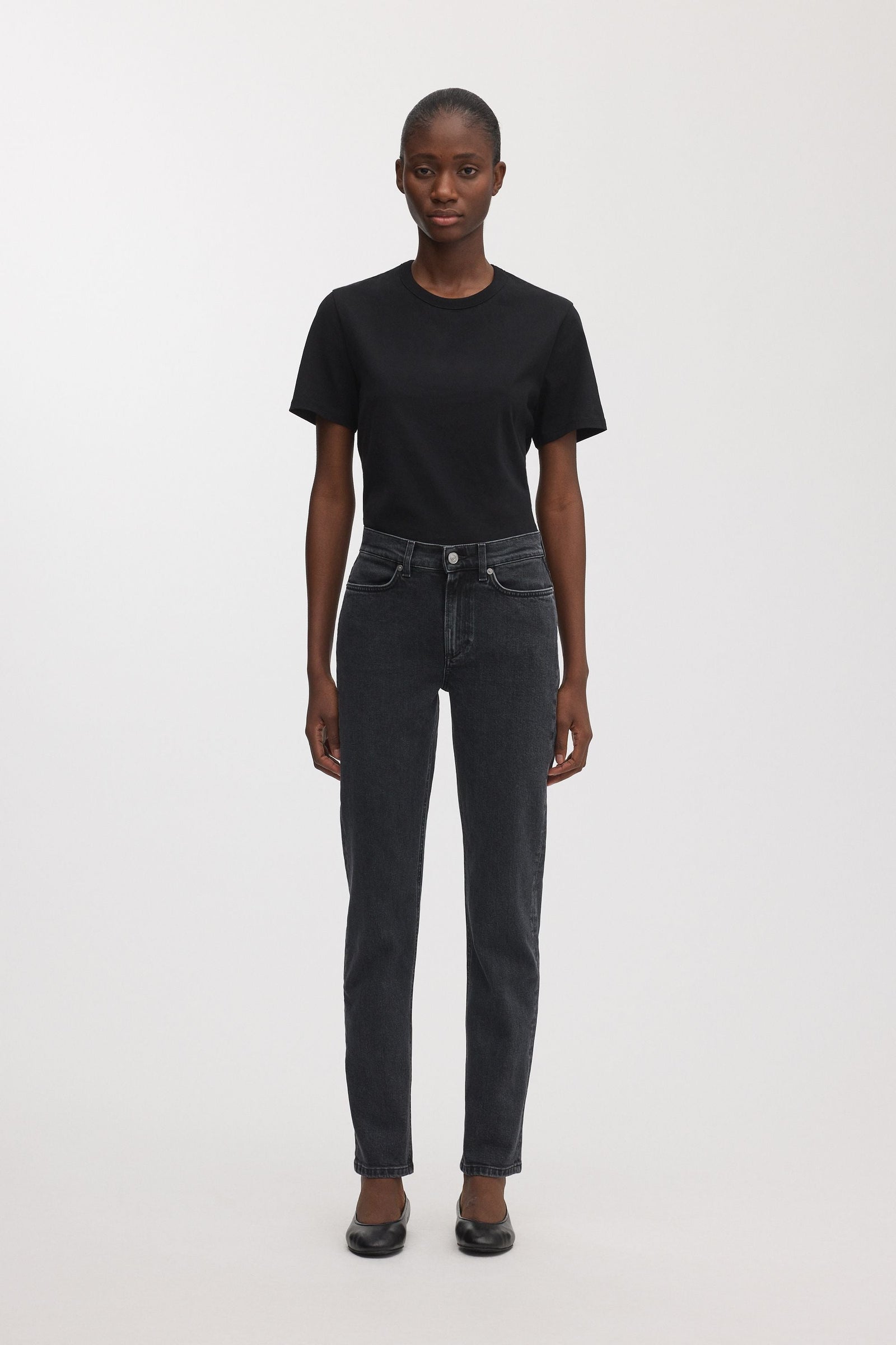 Standard Jeans