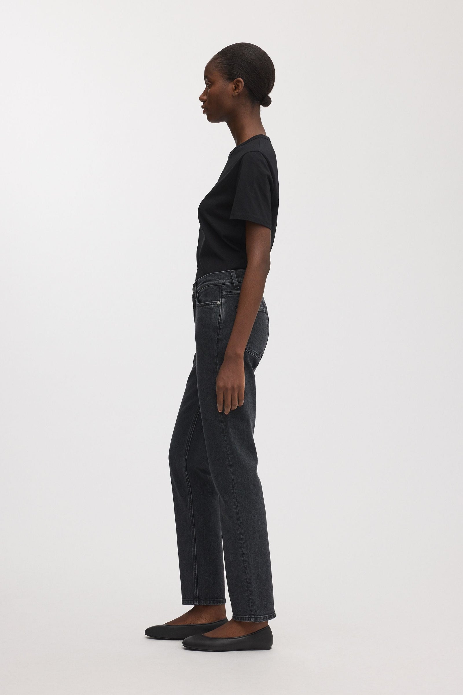 Standard Jeans