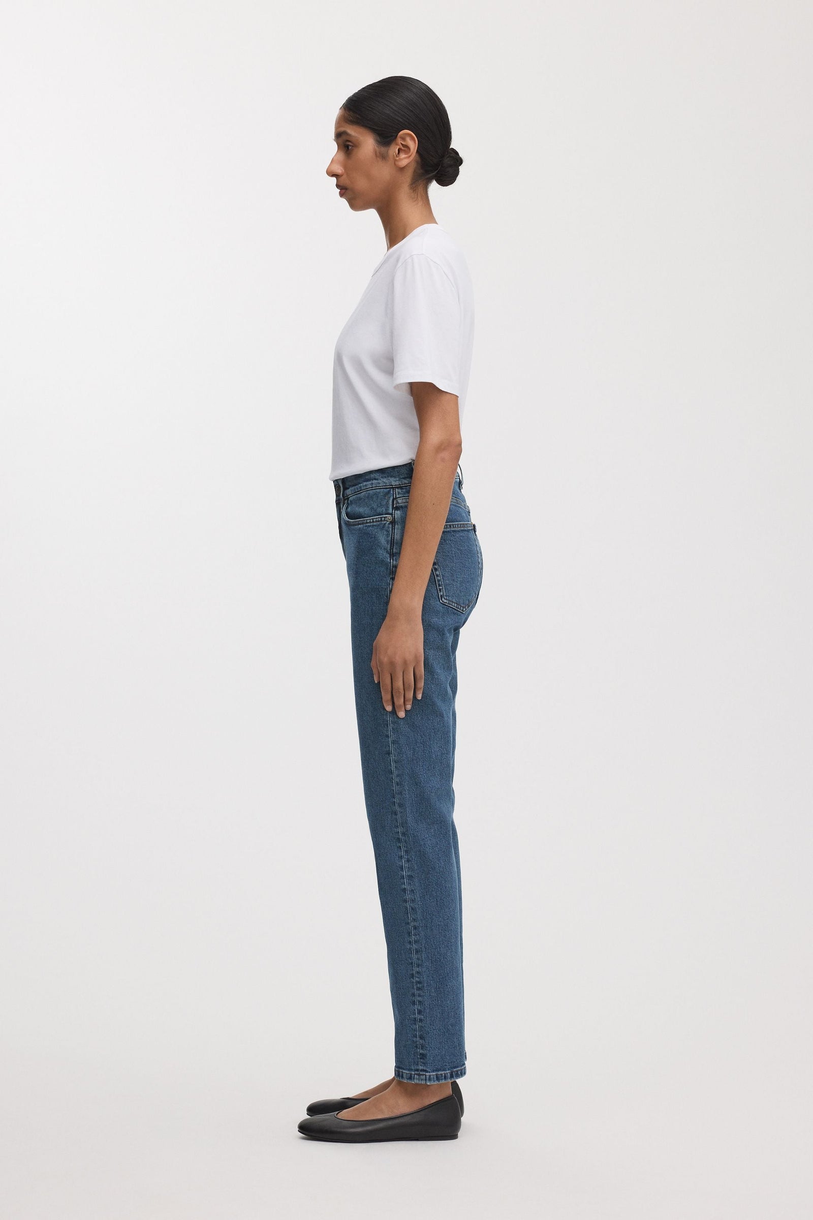 Standard Jeans