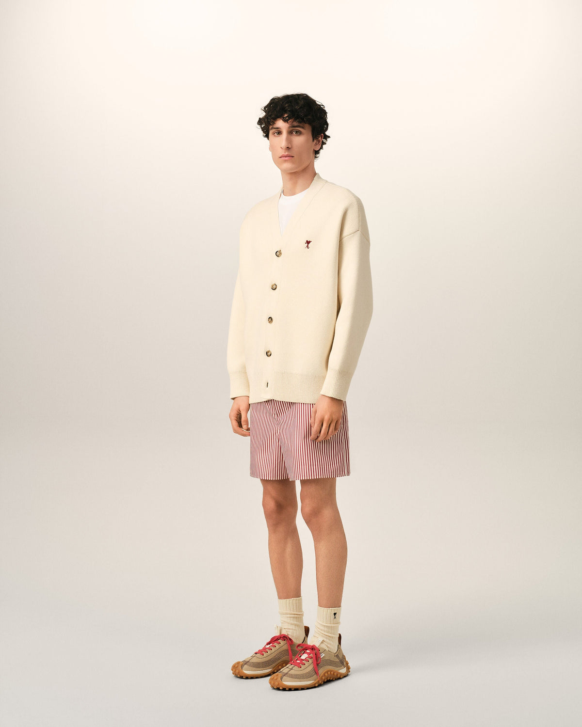 White cotton and wool cardigan with Ami de Coeur arrow