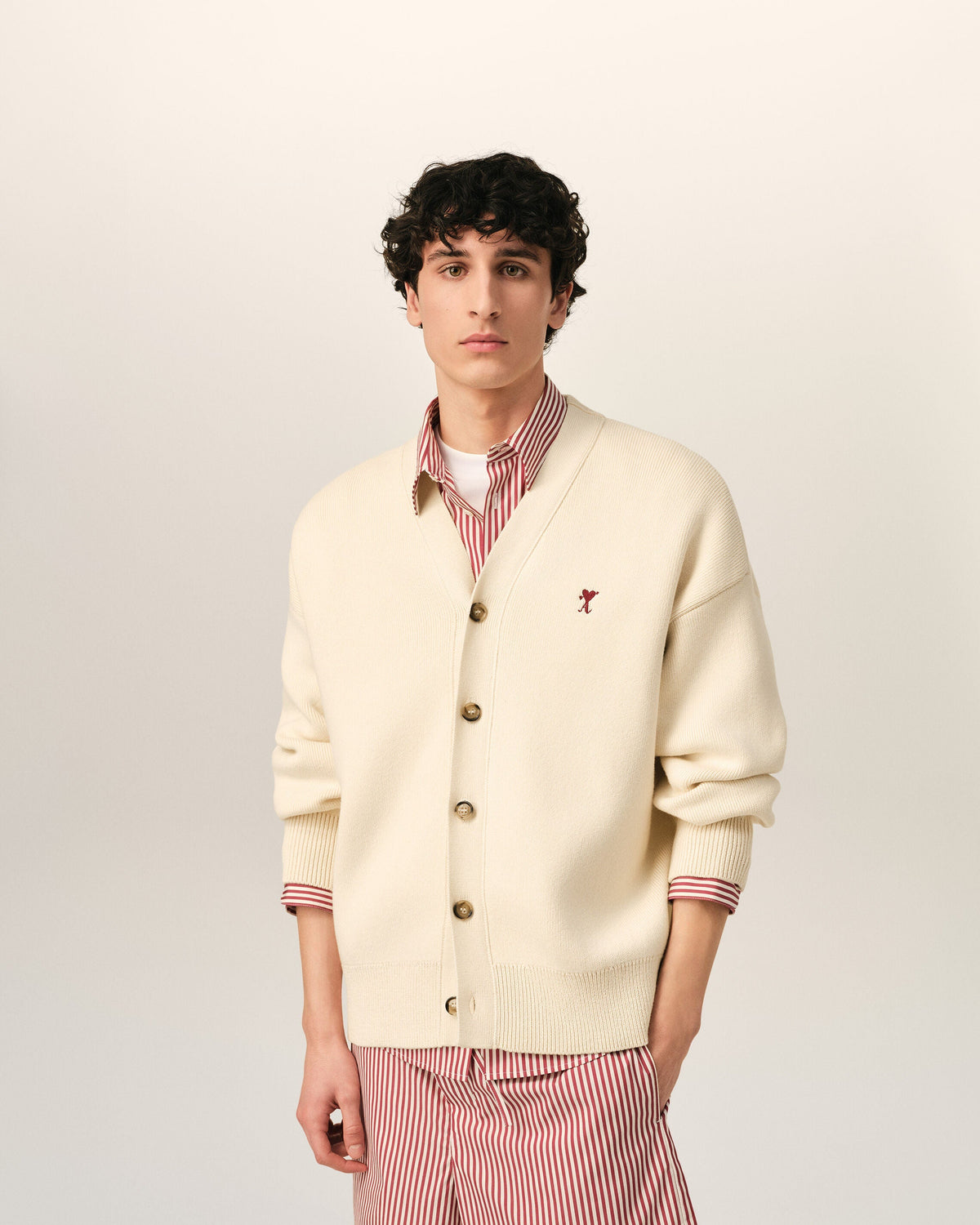 White cotton and wool cardigan with Ami de Coeur arrow
