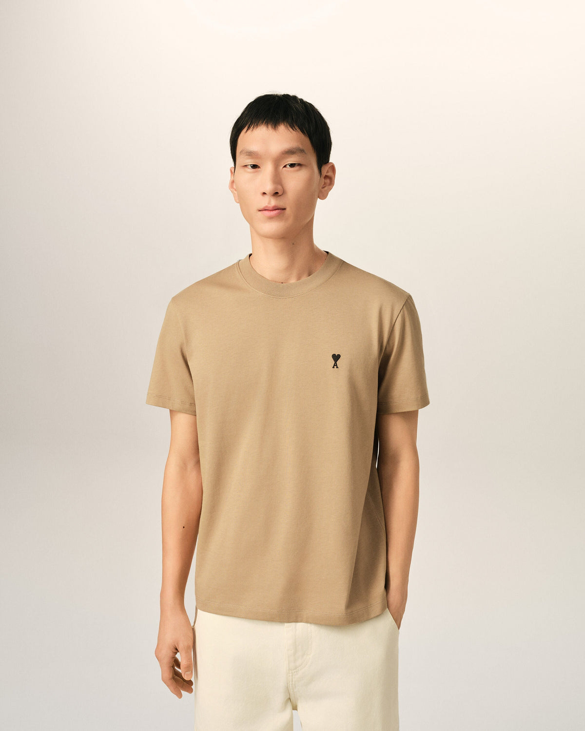 Beige cotton t-shirt with Ami de Coeur