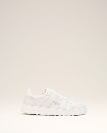 White Smooth Leather Low Top A Walk Sneakers