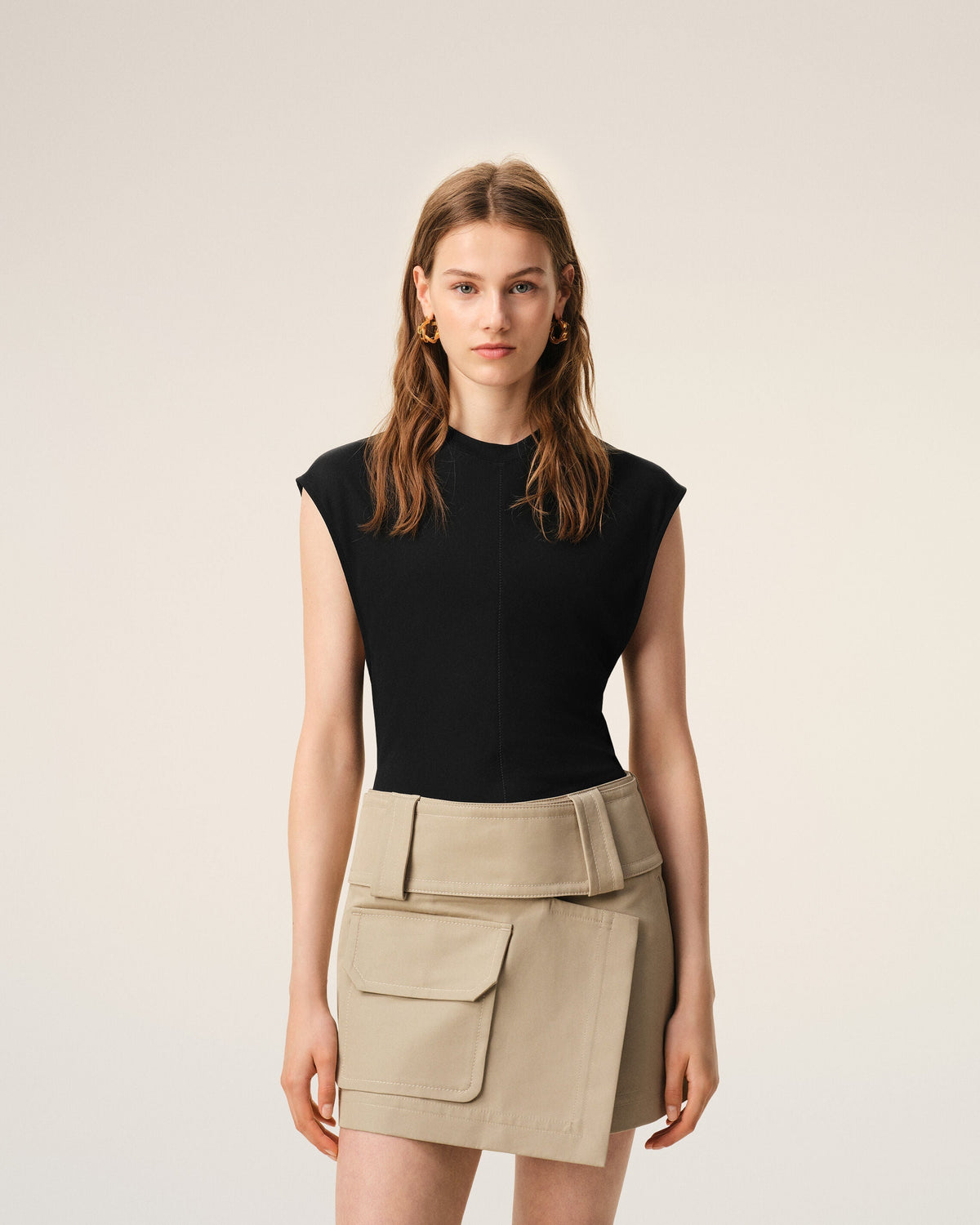 Black Jersey Sleeveless Fitted Top
