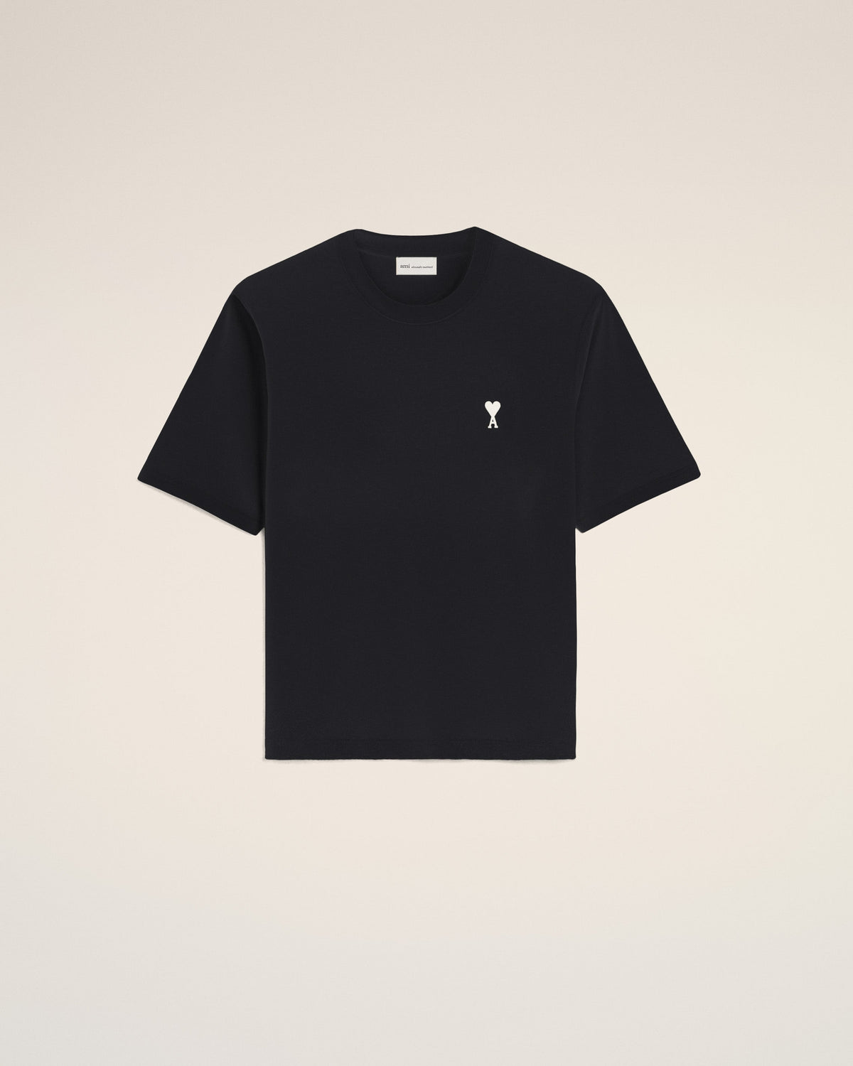 Black t-shirt Ami de Coeur and "Place des Victoires" print on the back