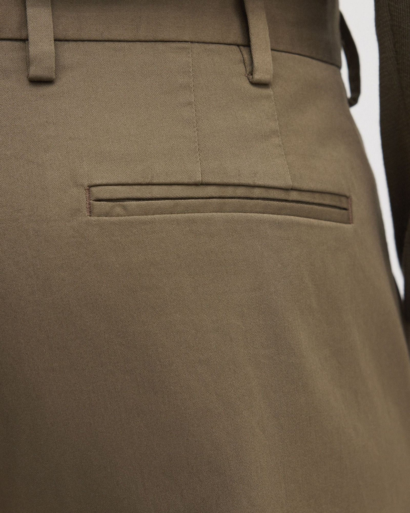 Slim Chino
